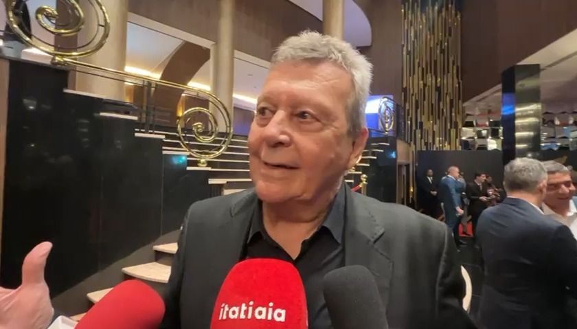 Ídolo do Flamengo elogia Rossi e projeta título no Intercontinental: 'Vai chegar'