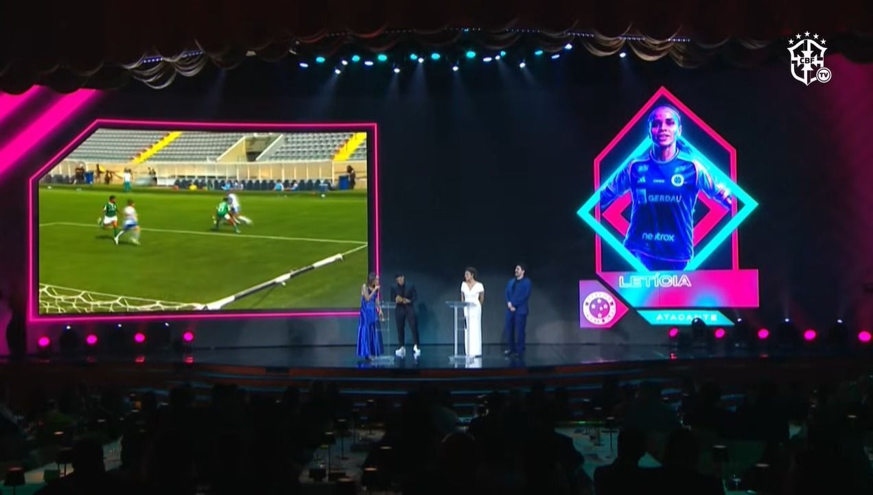 Prêmio Brasileirão 2025: Cruzeiro domina seleção do Brasileiro Feminino