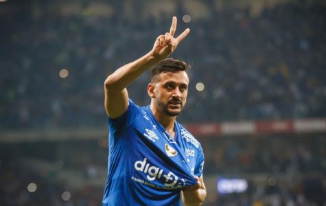 Robinho, ex-meia do Cruzeiro