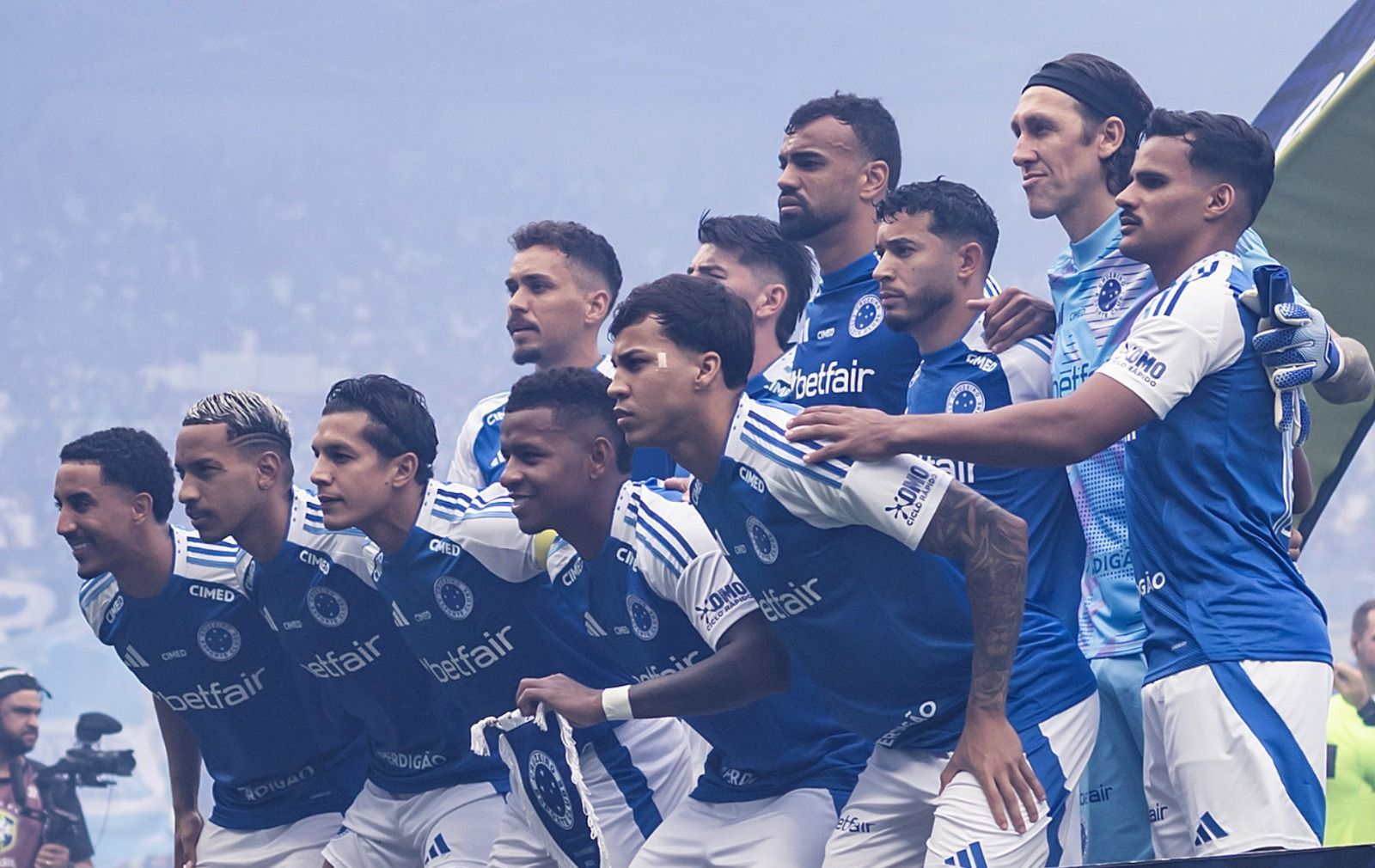 Os três titulares do Cruzeiro pendurados na semi contra o Corinthians