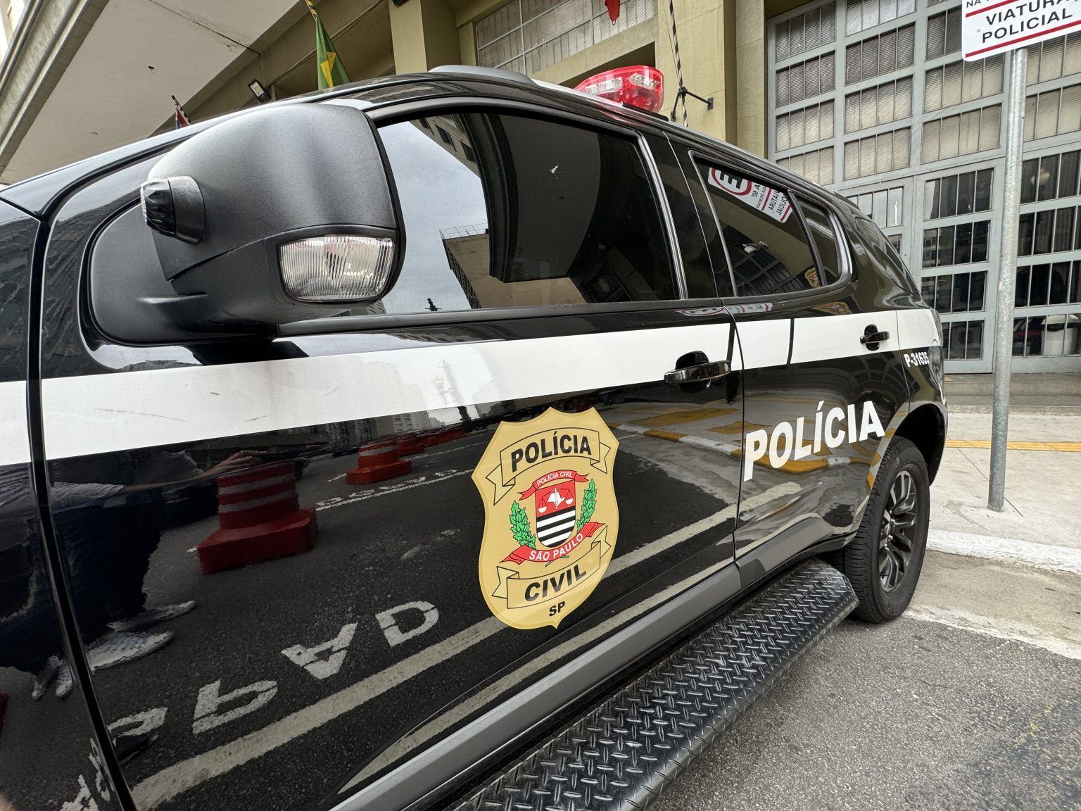Homem é preso após tentar forjar suicídio da esposa na Grande SP