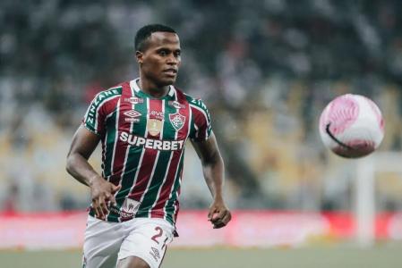 Arias deixou o Fluminense neste ano para defender o Wolves, da Inglaterra
