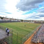 Instalação de gramado do Estádio Juvenção em Montes Claros é concluída