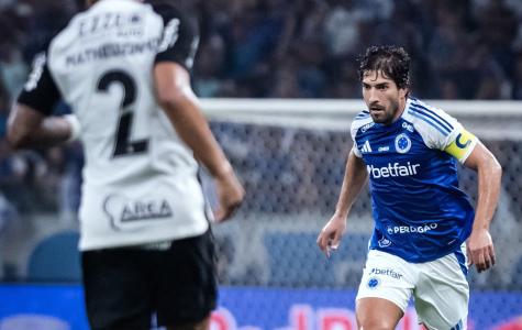 Lucas Silva durante Cruzeiro x Corinthians no Mineirão