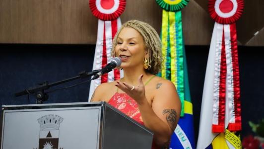 Áurea Carolina retornou ao PSOL mirando uma vaga no Senado Federal em 2026