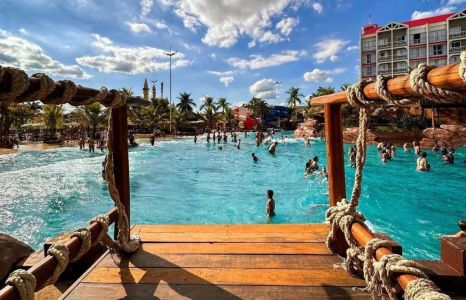 São Pedro Thermas Resort, no interior de São Paulo, informou que um hóspede de 37 anos morreu depois de sofrer uma parada cardiorrespiratória