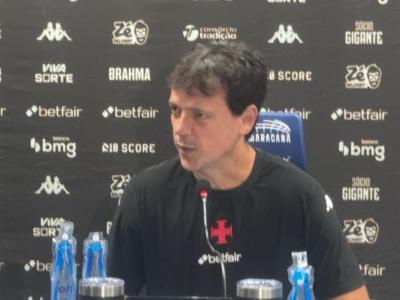 Fernando Diniz analisou a vitória o Vasco sobre o Fluminense