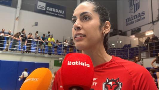 Diana, central do Sesi Bauru, em entrevista à Itatiaia
