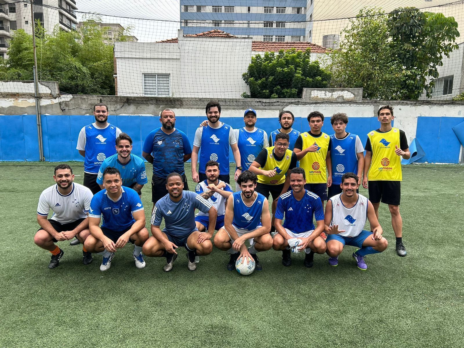Torcida do Cruzeiro se reúne em SP e faz 'pelada' antes de decisão contra o Corinthians