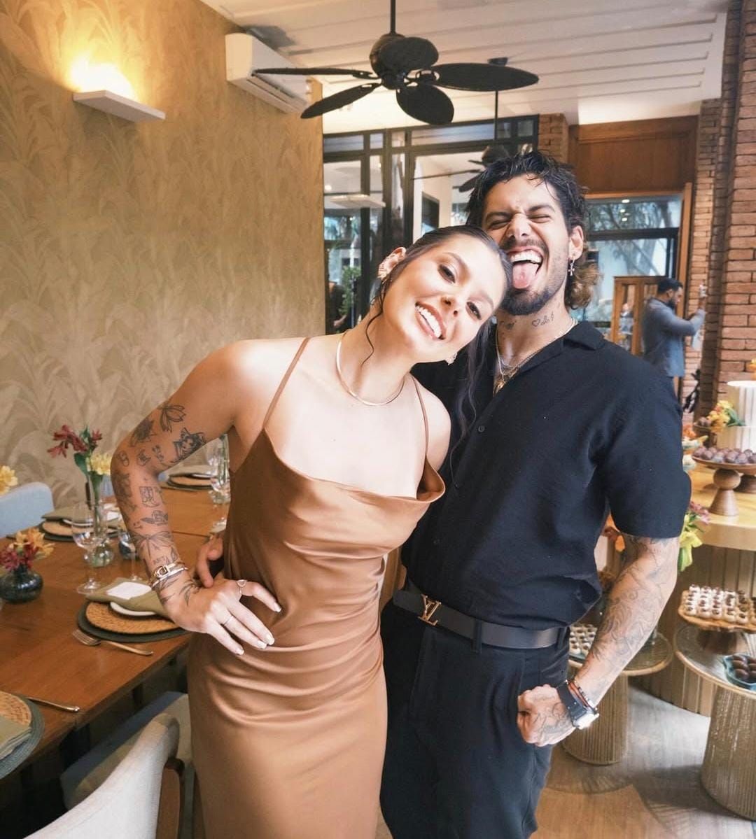 Zé Felipe tem crise de ciúmes após influenciador cantar Ana Castela