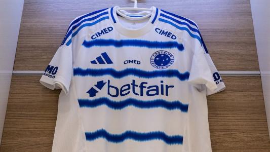 Camisa do Cruzeiro para jogo contra o Corinthians