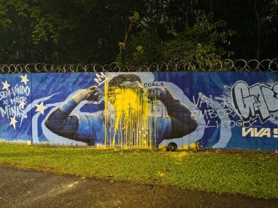 Pintura de Gabigol na Toca da Raposa I