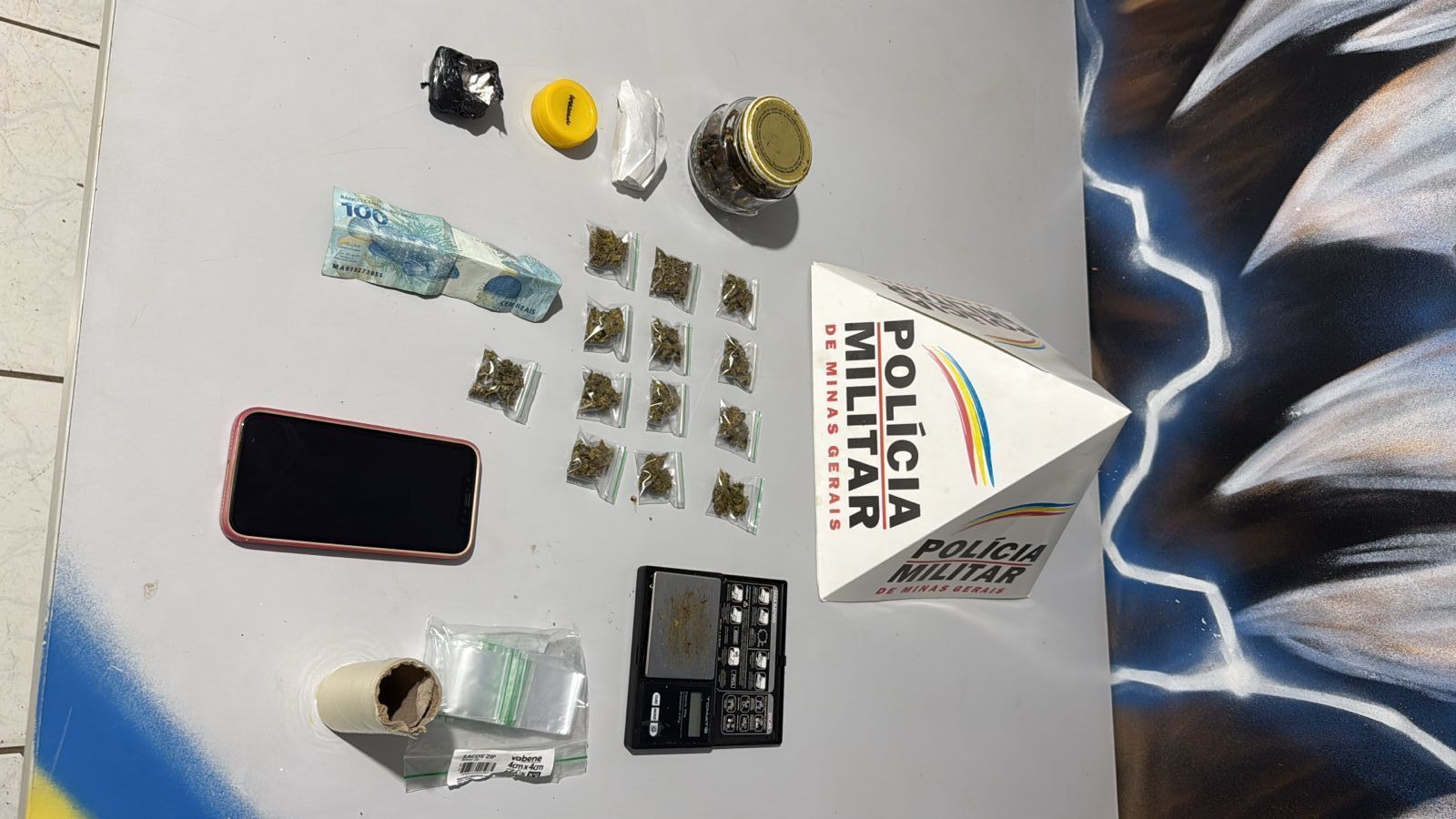 Denúncias levam à prisão por tráfico de drogas em Ipatinga