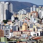 Juros altos freiam crédito via poupança e derrubam em 18% volume financiado no Estado