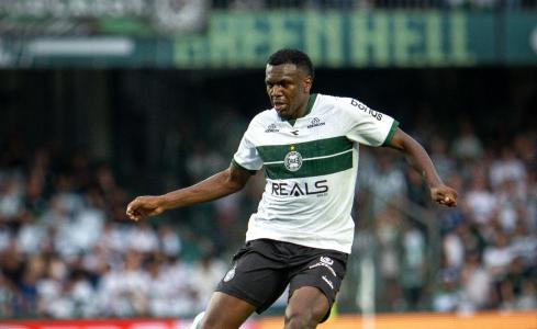 Jacy Maranhão foi titular absoluto na zaga do Coritiba em 2025