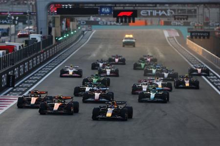 Carros da Fórmula 1 em ação durante a temporada 2025