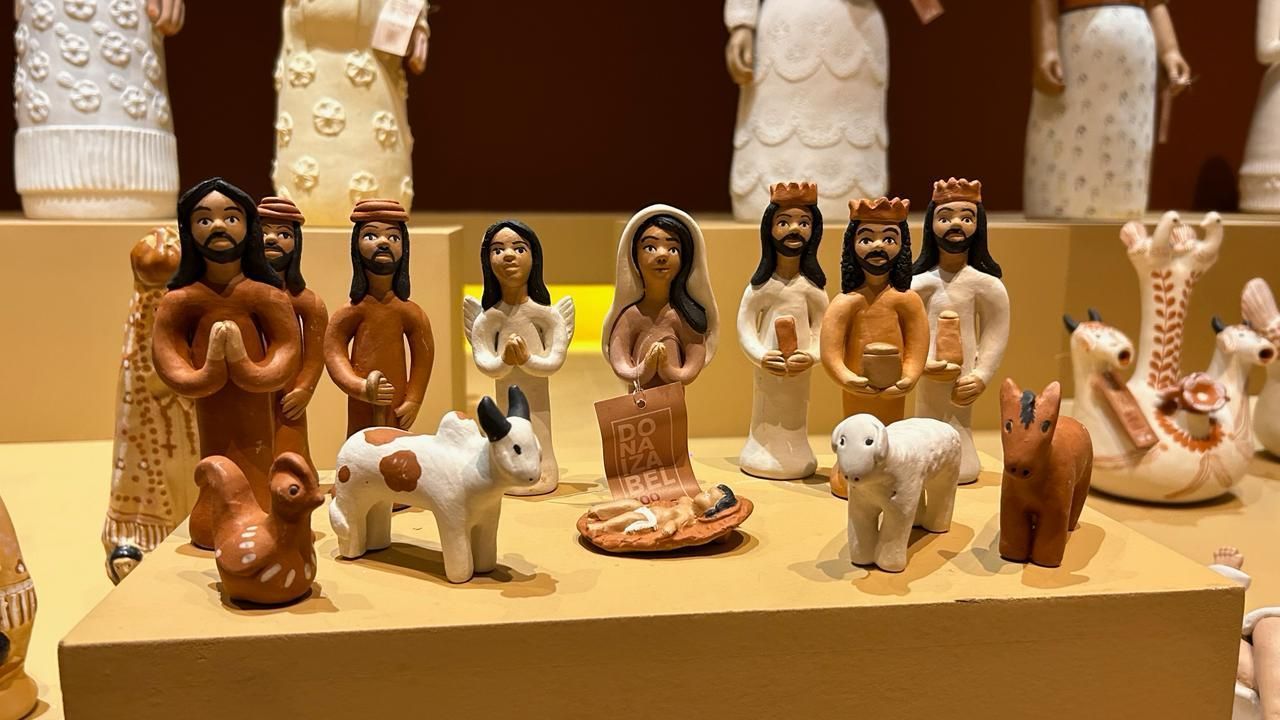 'Fé, tradição e renda extra': Natal impulsiona venda de presépios feitos no Jequitinhonha