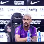 Titular do Corinthians se diz admirador de Fernando Diniz, técnico do Vasco