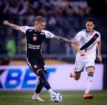 Charles e Nuno Moreira em Vasco x Corinthians