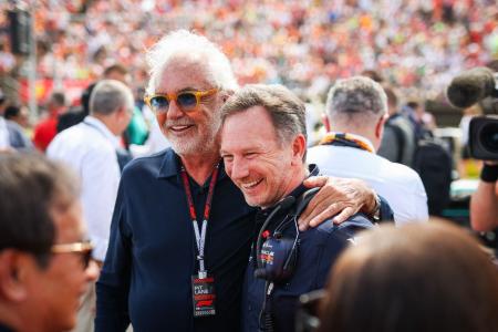 Christian Horner (à dir.) ao lado de Flavio Briatore (à esq.)