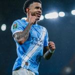 Cria do Atlético, Savinho desencanta e sacramenta classificação do City na Copa da Liga