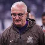 Dorival, do Corinthians, abre o jogo sobre desentendimento com torcedor