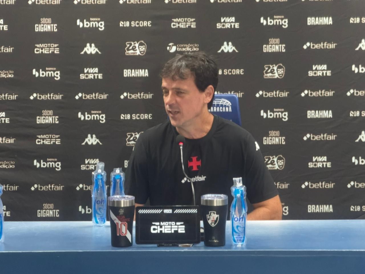 Diniz encontra justificativa para a falta de gols do Vasco na final da Copa do Brasil