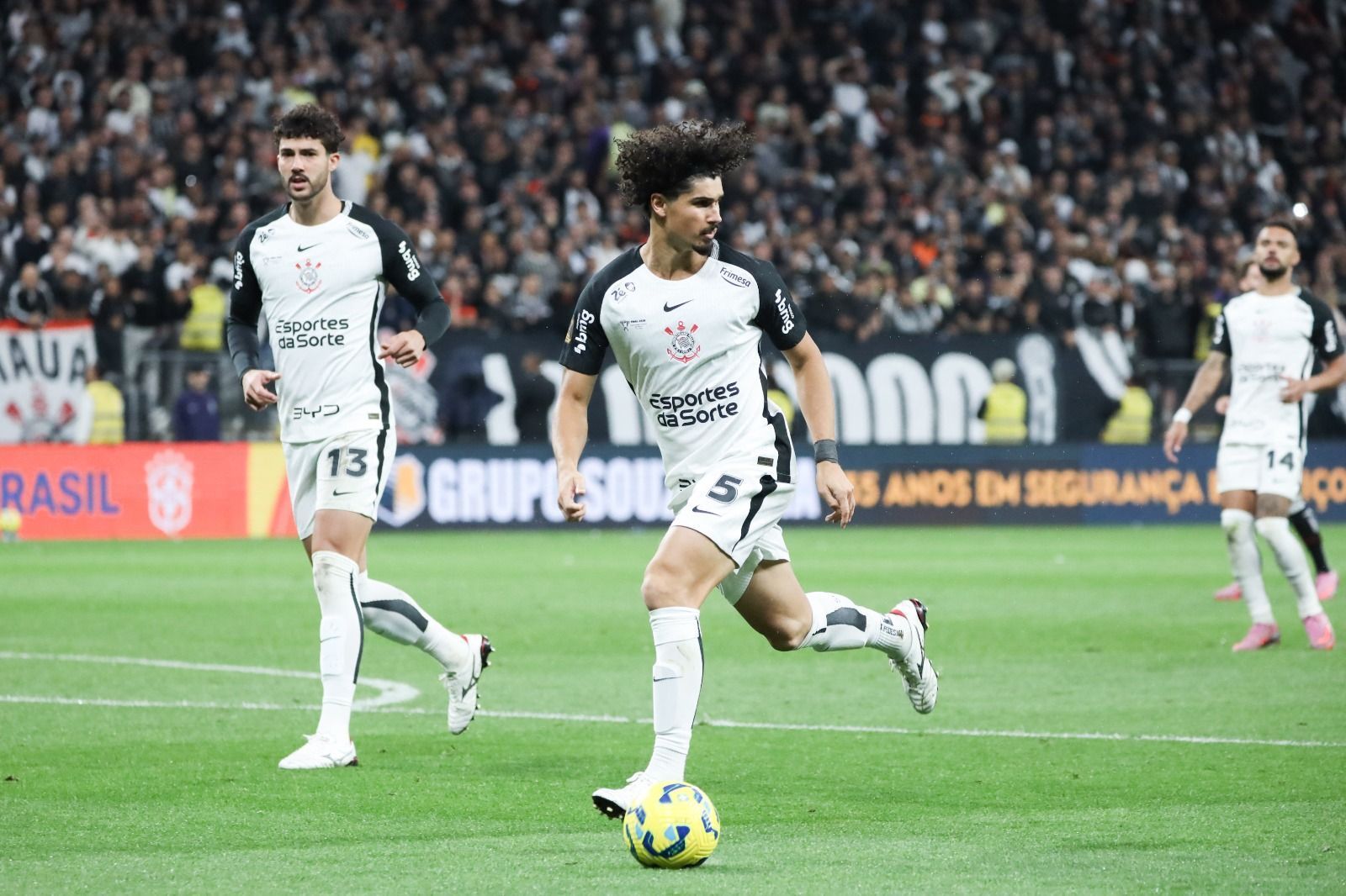 Corinthians: André Ramalho é direto sobre reação de Memphis ao ser substituído