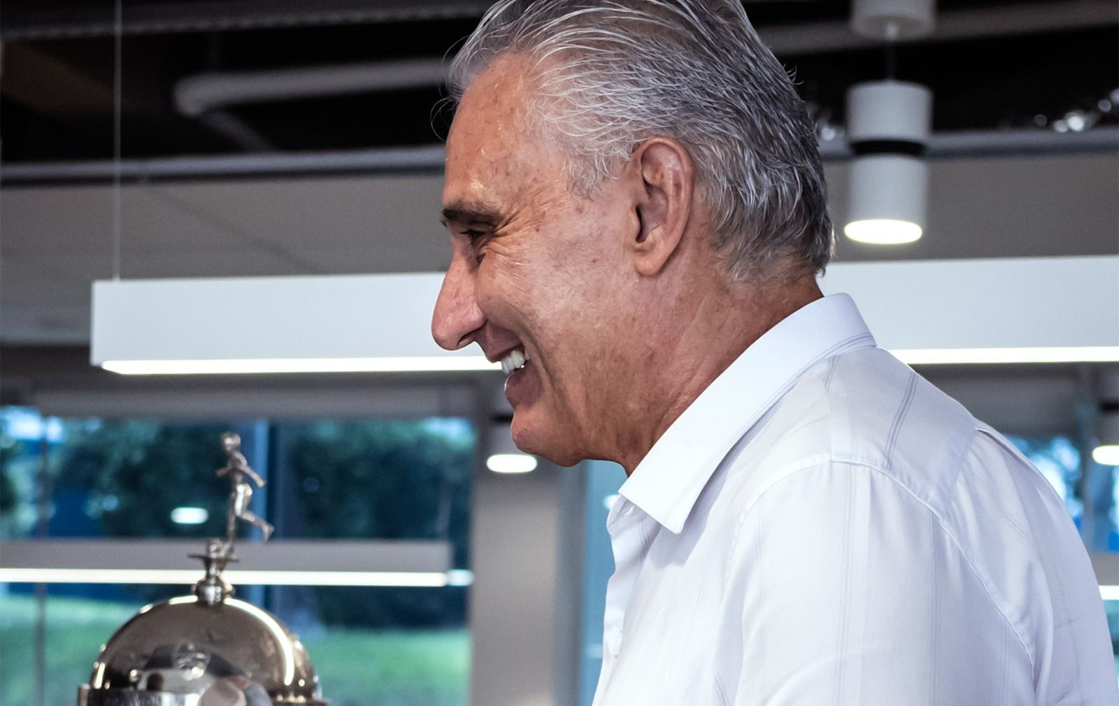 Tite ostenta título e bons números na Libertadores, maior desafio do Cruzeiro em 2026