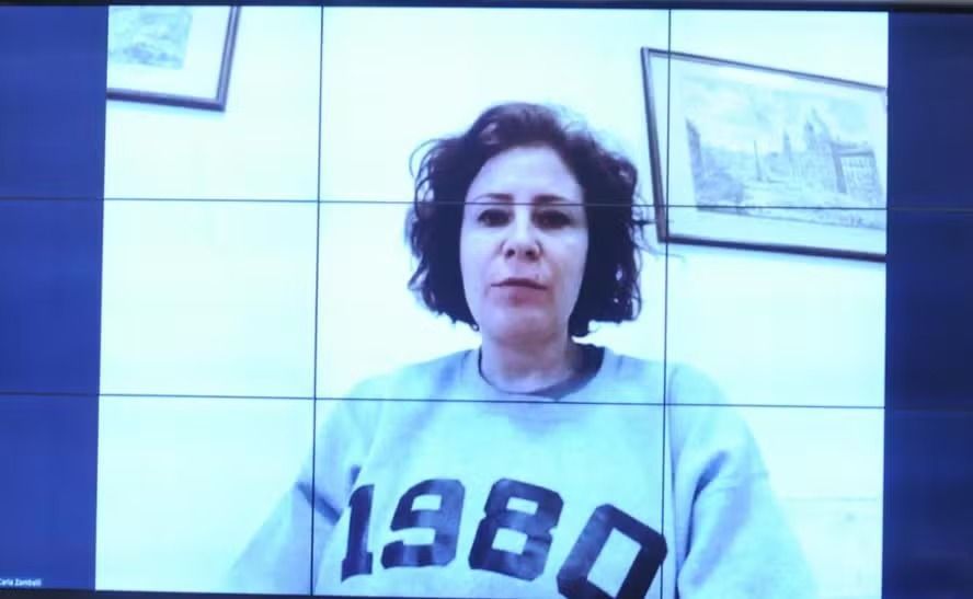 Defesa ganha tempo e prolonga decisão sobre extradição de Zambelli na Itália
