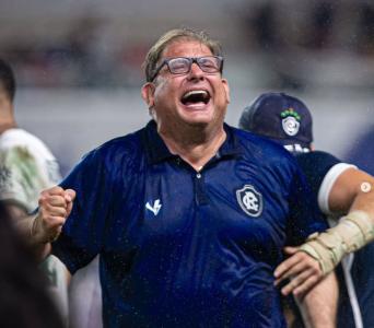 Guto Ferreira deixou o Remo após 10 jogos na Série B e acesso à elite do futebol