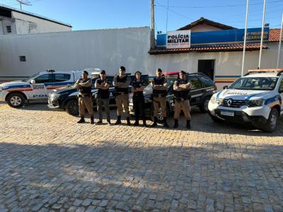 O cumprimento do mandado de prisão contou com o apoio da Polícia Militar.