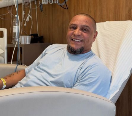 Roberto Carlos quebra o silêncio e se pronuncia sobre procedimento no coração