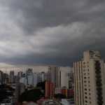 Queda na temperatura: veja a previsão do tempo para o domingo (23) em São Paulo