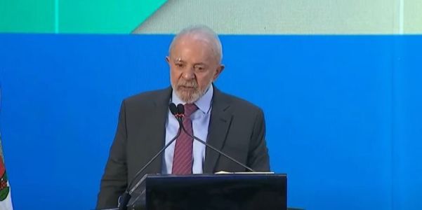 Lula critica gestão de SP por palafitas na Baixada Santista: “Vergonha“ | CNN Brasil