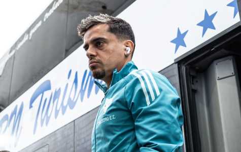 Fagner antes de jogo pelo Cruzeiro