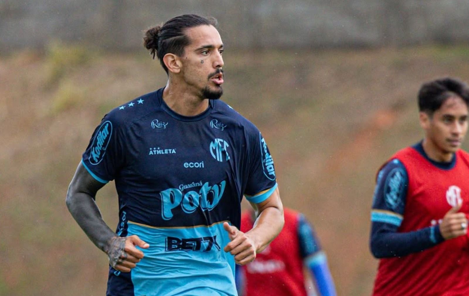 Cruzeiro avança por contratação de atacante ex-Mirassol