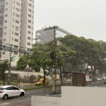 Chuva extremamente forte atinge regiões de BH nesta sexta-feira (2); veja vídeo