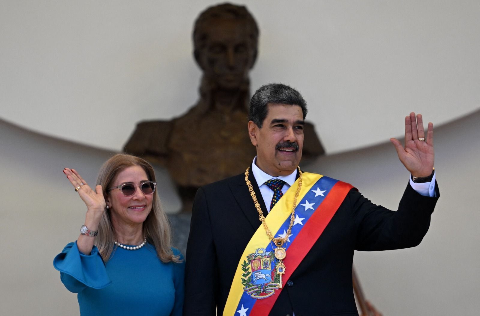 Estados Unidos acusam Maduro e esposa de terrorismo e narcotráfico