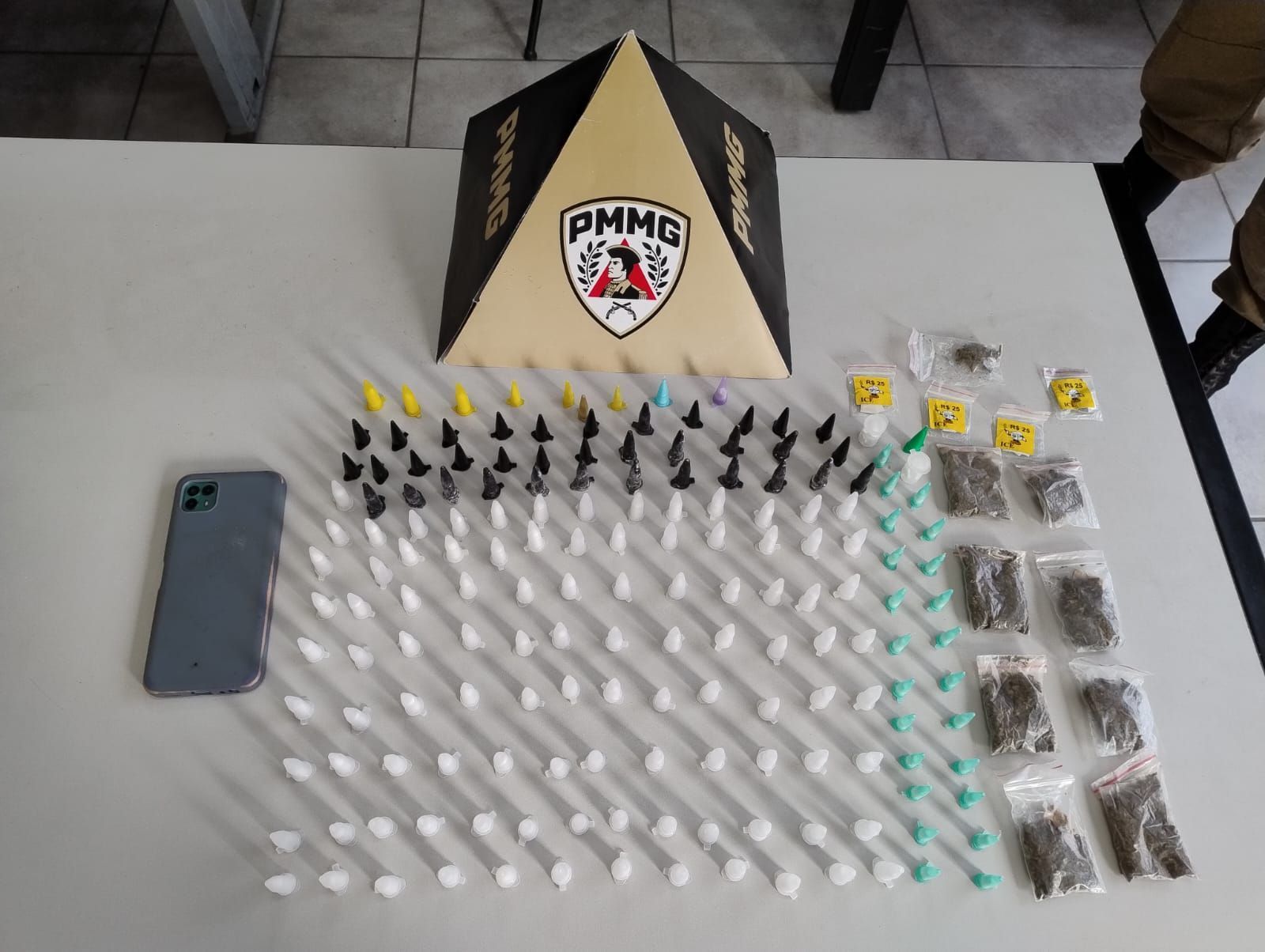 Suspeito de matar vizinho com golpes de chave de fenda na Grande BH é solto