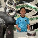Filho de Ariel Cabral celebra aniversário com camisa do Cruzeiro e padrinho 'ilustre'