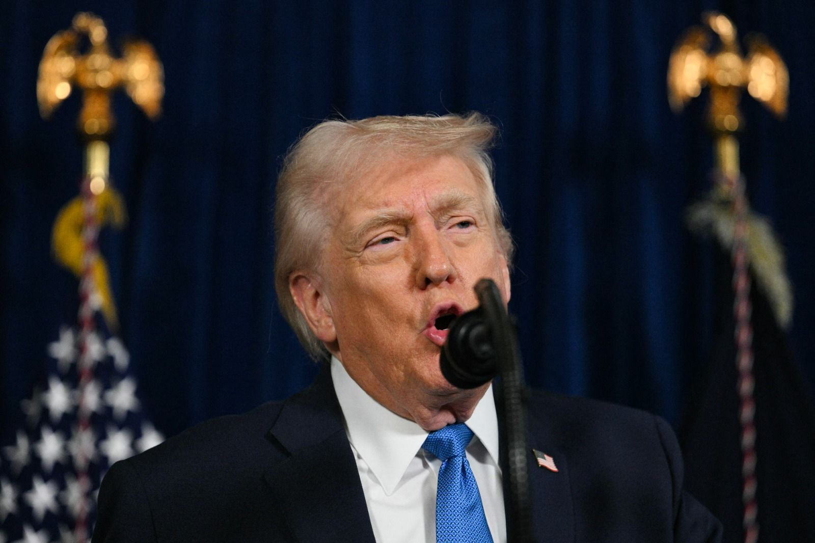 Trump diz que operação na Venezuela é aviso a quem ameaçar soberania dos EUA