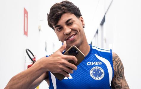 Kaio Jorge, atacante do Cruzeiro, em reapresentação na Toca da Raposa II