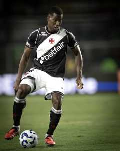 Cuesta fica no Vasco por empréstimo até dezembro