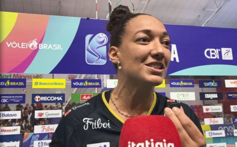 Arianne Tolentino, oposta do Batavo Mackenzie, em entrevista à Itatiaia