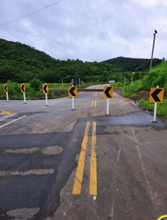 Ponte na MG-030 é interditada entre Itabirito e São Gonçalo do Bação