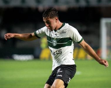 Coritiba tropeça e perde para o Foz do Iguaçu na estreia do Campeonato Paranaense