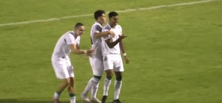 Jogadores do América celebram gol sobre o Atlético-PI na Copinha 2026