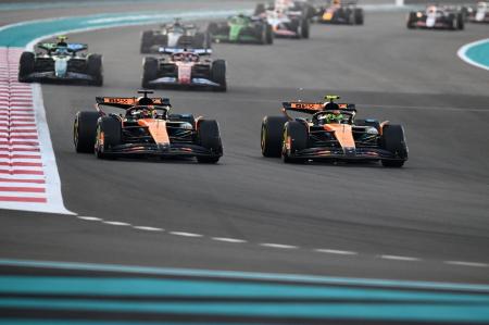 Carros da Fórmula 1 em ação na temporada 2025