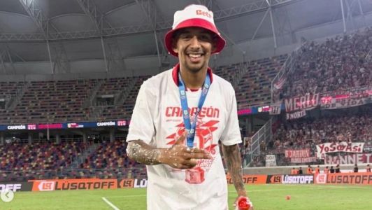 Cristian Medina foi campeão argentino com o Estudiantes